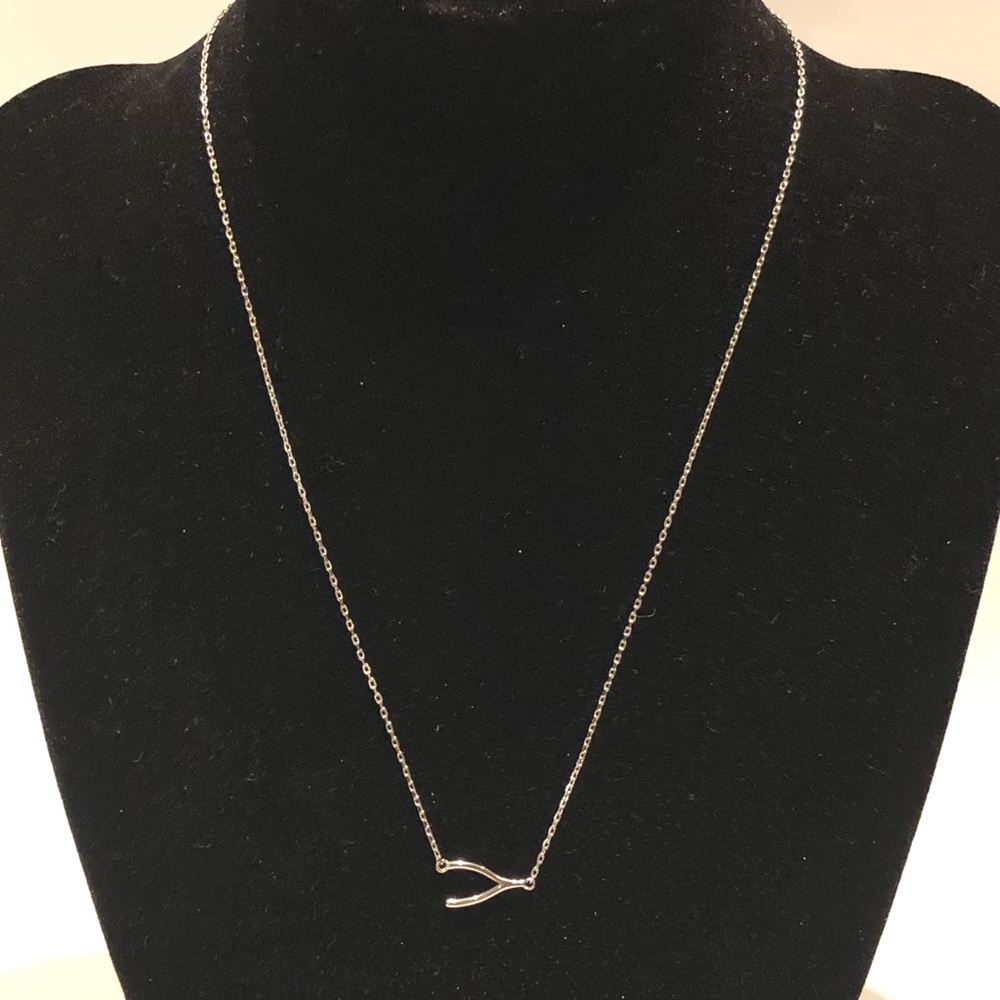 Silver wishbone necklace